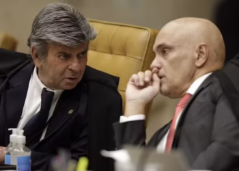 Pressionado, Moraes manda Débora para “prisão domiciliar, com tornozeleira”