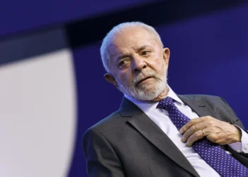 “Não tem política mais justa que essa”, diz Lula sobre isenção do IR