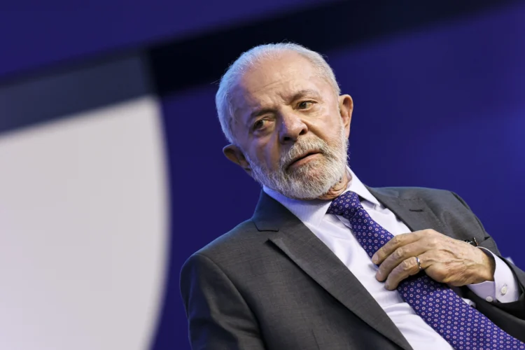 “Não tem política mais justa que essa”, diz Lula sobre isenção do IR