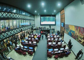 Deputados votam duas propostas de emenda constitucional nesta terça na Alepa