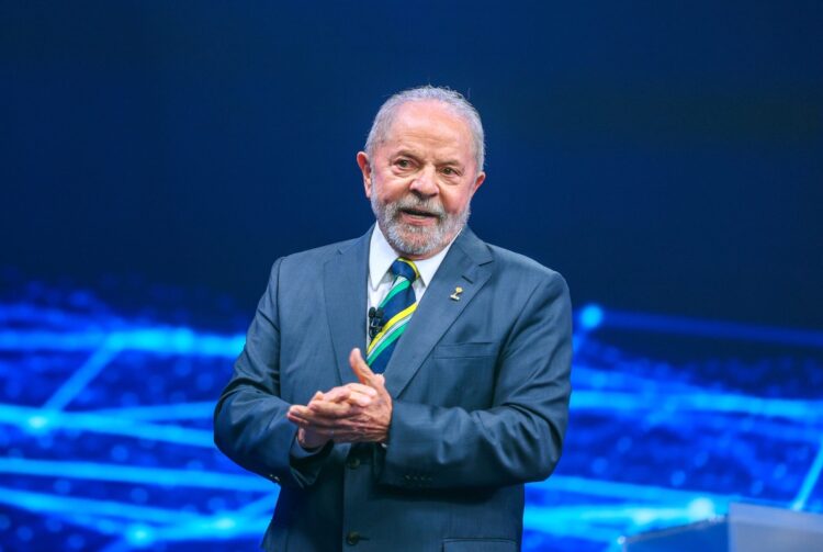 Impopular, Lula sofre com protesto até dentro do próprio governo