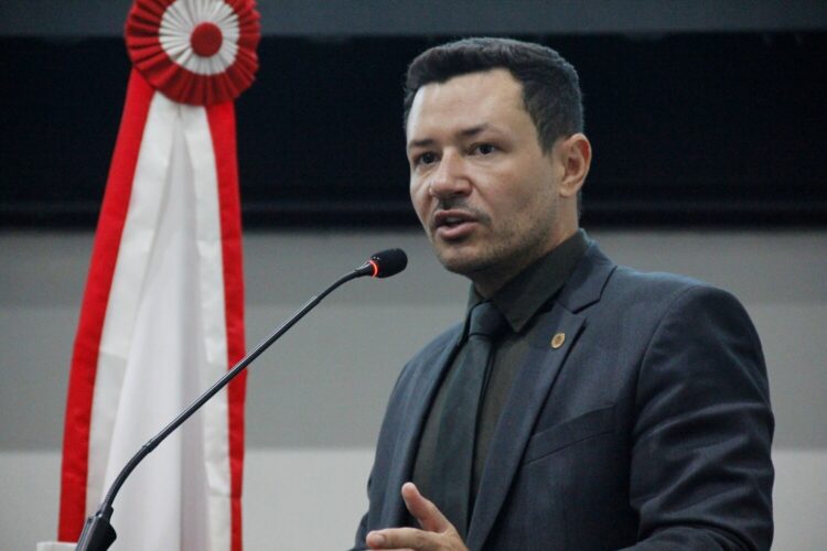 Deputado Aveilton Souza (PSD) denuncia envolvimento do Incra em invasões de terra