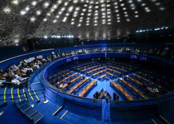 Senado aprova escala de trabalho 4×3 para servidores