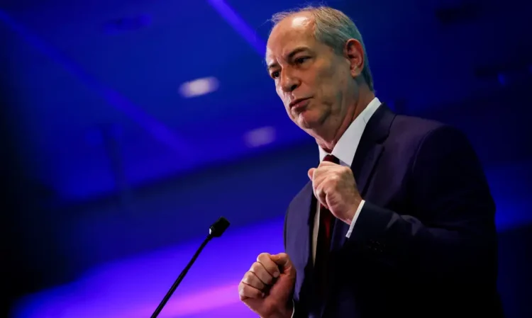 Ciro Gomes vai parar no Serasa após não quitar dívida de R$ 1 mil
