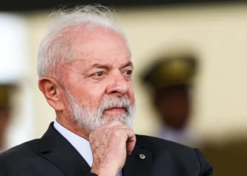 Lula quer explicação para o preço do ovo: “Galinha não está cobrando caro”