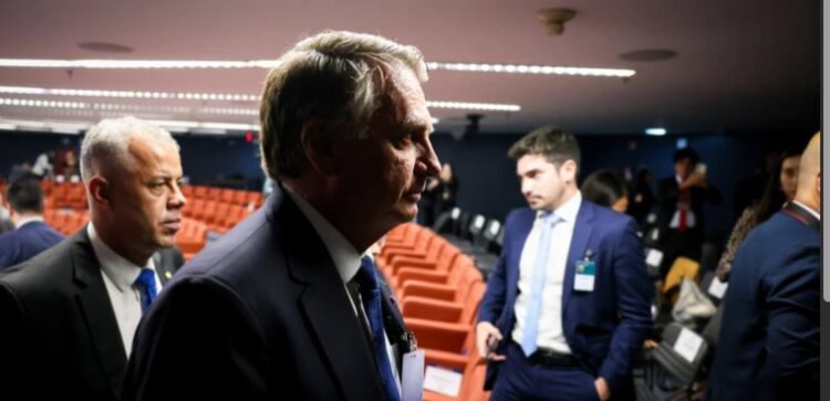 Bolsonaro diz que prisão seria ‘fim da vida’ e questiona acusação de golpismo