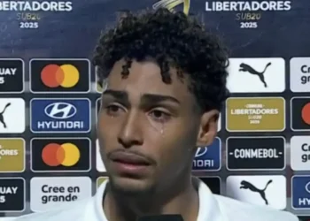 Jogador do Palmeiras é vítima de racismo em competição da Conmebol