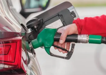 Ministro confirma que o governo aumentará ainda neste ano o percentual de etanol na gasolina para 30%