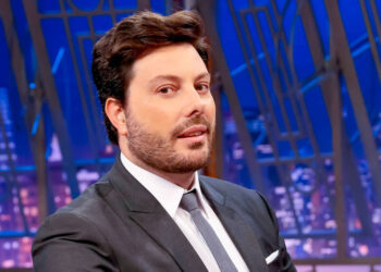 Danilo Gentili diz que tentou denunciar Otávio Mesquita após episódio com ex-funcionária e exibe troca de mensagens com advogado