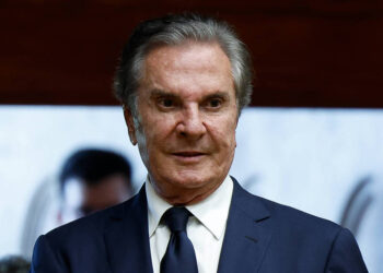 Por 6×4, STF referenda decisão de Moraes e mantém prisão de Collor