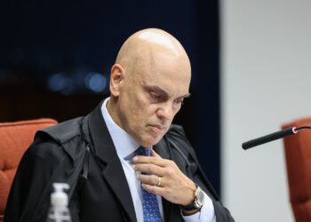 Moraes vota para condenar mais sete réus por participação no 8 de janeiro