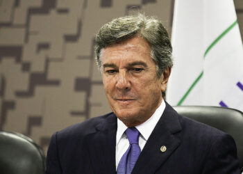 Defesa de Collor cita Parkinson e bipolaridade e pede prisão domiciliar