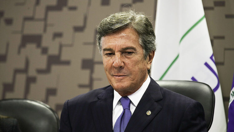 Defesa de Collor cita Parkinson e bipolaridade e pede prisão domiciliar