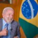 Lula perde para Bolsonaro e empata com Michelle, diz pesquisa