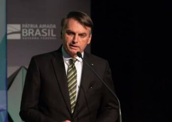Anistia 8/1: Bolsonaro convoca manifestação pacífica em Brasília