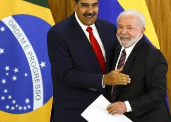 Dívida da Venezuela com o Brasil cresce e chega a 1,766 bilhão de dólares