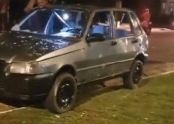 Homem destrói o próprio carro em ataque de fúria durante blitz em Belém