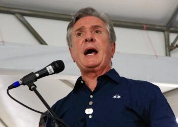 Ex-presidente Fernando Collor é preso em Maceió