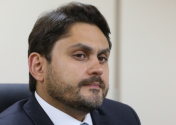 Ministro de Lula é denunciado pela PGR em caso de desvio de emendas