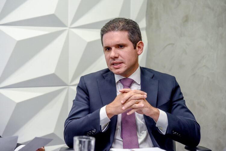 Motta elogia fim da saidinha e diz que “sistema prisional está falido”