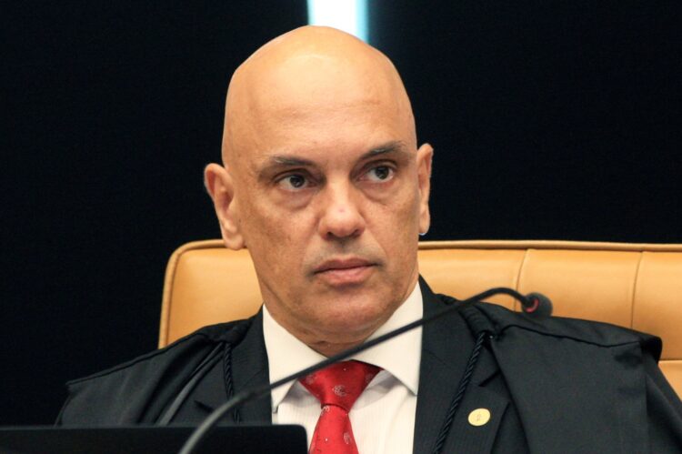 Moraes reduz pena de condenado por tráfico de 12 g de maconha