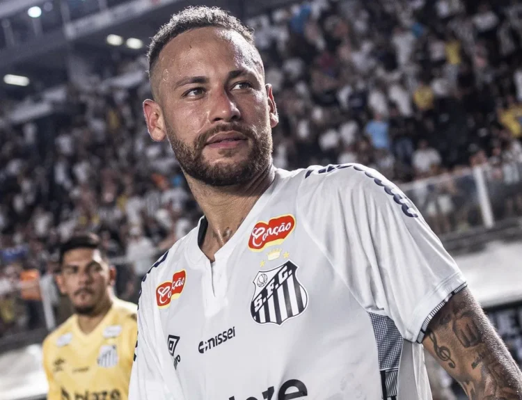 Fora dos gramados há um mês, Neymar posta indireta: “Felicidade incomoda demais”