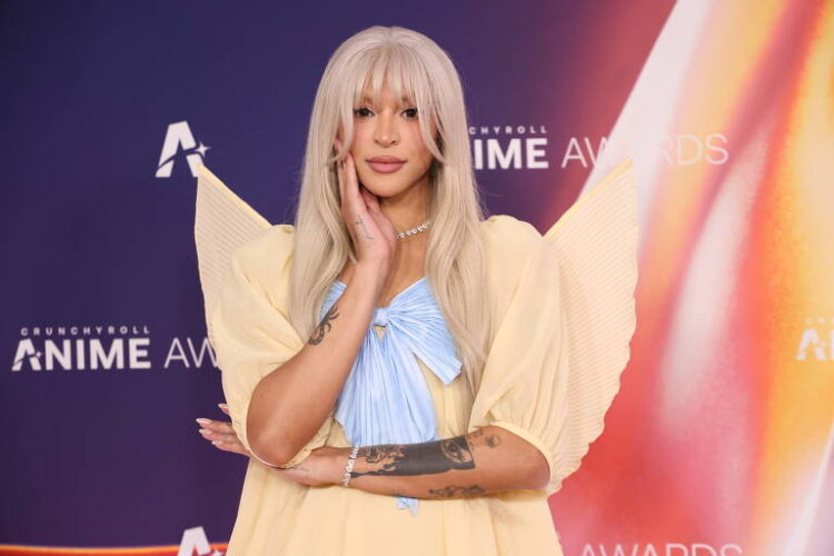 Pabllo Vittar vai a premiação em Tóquio e diz que animes libertam jovens LGBT