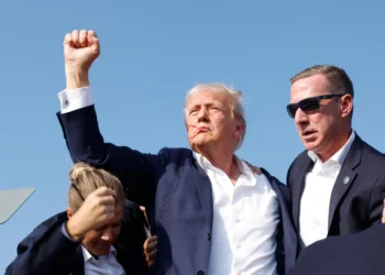 Governo Trump anuncia que pagará US$ 1.000 a imigrantes ilegais que deixarem os EUA por iniciativa própria