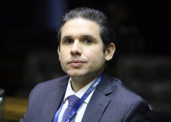 Motta vira alvo do PT após patrocinar salvação a bolsonarista no STF