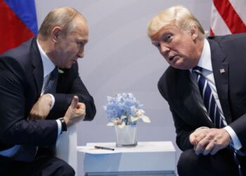 Após Trump afirmar que Putin “enlouqueceu”, Kremlin minimiza declaração e valoriza apoio dos EUA no diálogo sobre a Ucrânia