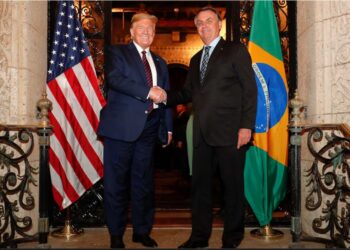 Conversa com Bolsonaro será prioridade para governo Trump, segundo fontes