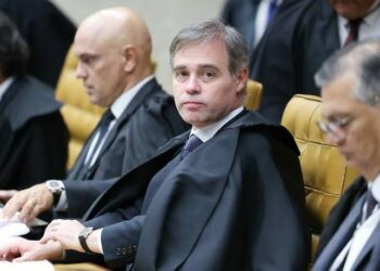 Mendonça e Dino discutem no STF sobre punição de ofensas a ministros: ‘Não admito que ninguém me chame de ladrão’