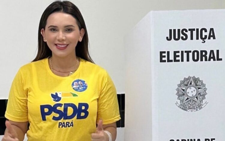 Priscila Cordeiro, do PSDB, é flagrada recebendo dinheiro que seria de suposto esquema do Governo