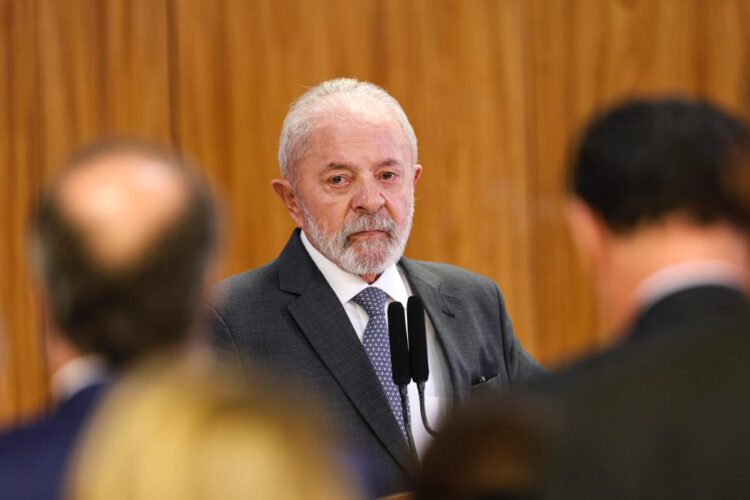 Lula diz que faltou coragem dos governos anteriores para transposição
