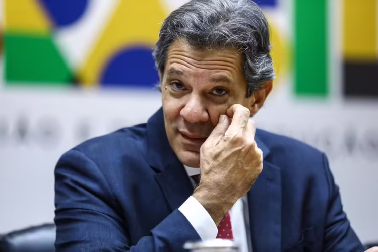 Haddad mantém aumento do IOF após reunião com Motta e Alcolumbre