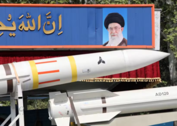 Irã lança mísseis contra bases dos EUA no Oriente Médio