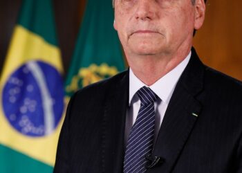 PF indicia Bolsonaro, Ramagem e Carlos Bolsonaro