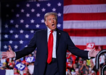 Não vamos matar o líder supremo do Irã, pelo menos por enquanto, diz Trump: ‘Ele é um alvo fácil’