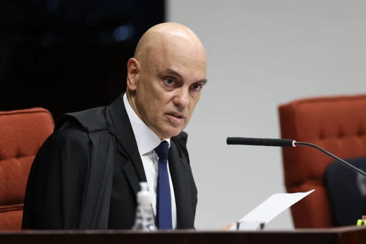 Moraes vota por 17 anos de prisão para réu que sentou em sua cadeira no 08/01