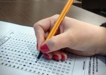 Lula sanciona lei que amplia para 30% cotas para negros em concursos