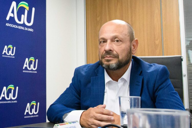 Governo planeja ressarcir aposentados a partir do dia 24 de julho