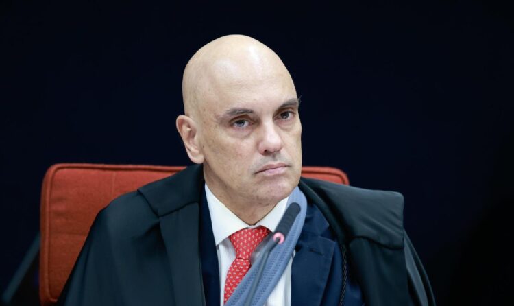 “Não vou permitir que faça circo no meu tribunal”, diz Moraes