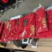 Lote com polêmicas camisas vermelhas da Seleção é apreendido em SP