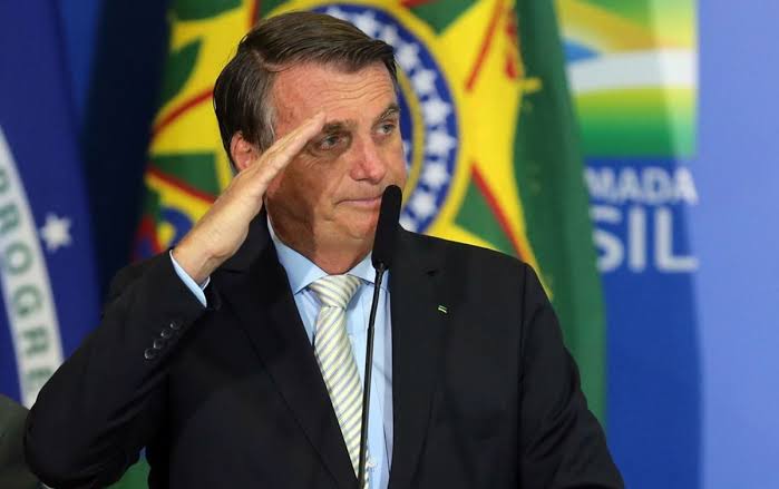 Bolsonaro diz que pretende mostrar vídeos em depoimento ao STF: ‘Se eu puder ficar à vontade, vão ser horas’