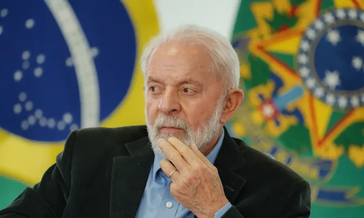 Governo Lula pede que STF suspenda ações de vítimas que pedem restituição dos descontos após fraude ao INSS