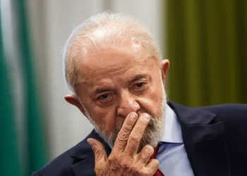 Indonésios invadem perfil de Lula após críticas no caso Juliana Marins