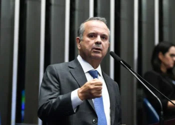 ”PT e corrupção são as duas faces da mesma moeda”, diz Rogério Marinho