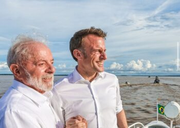 Em Paris, Lula faz pedido público a Macron: ‘Abra seu coração para o acordo com o Mercosul’