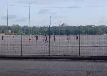 Briga entre torcidas organizadas no estacionamento do Mangueirão é registrada nesta quarta-feira (25)