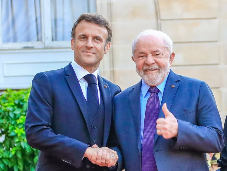 Macron anuncia isenção de visto para brasileiros entrarem na Guiana Francesa